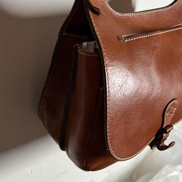 Patricia Nash London Smooth Leather Saddle Bag - Picture 7 of 16